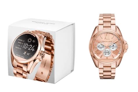 Videos of Michael Kors Acces Retail Mode